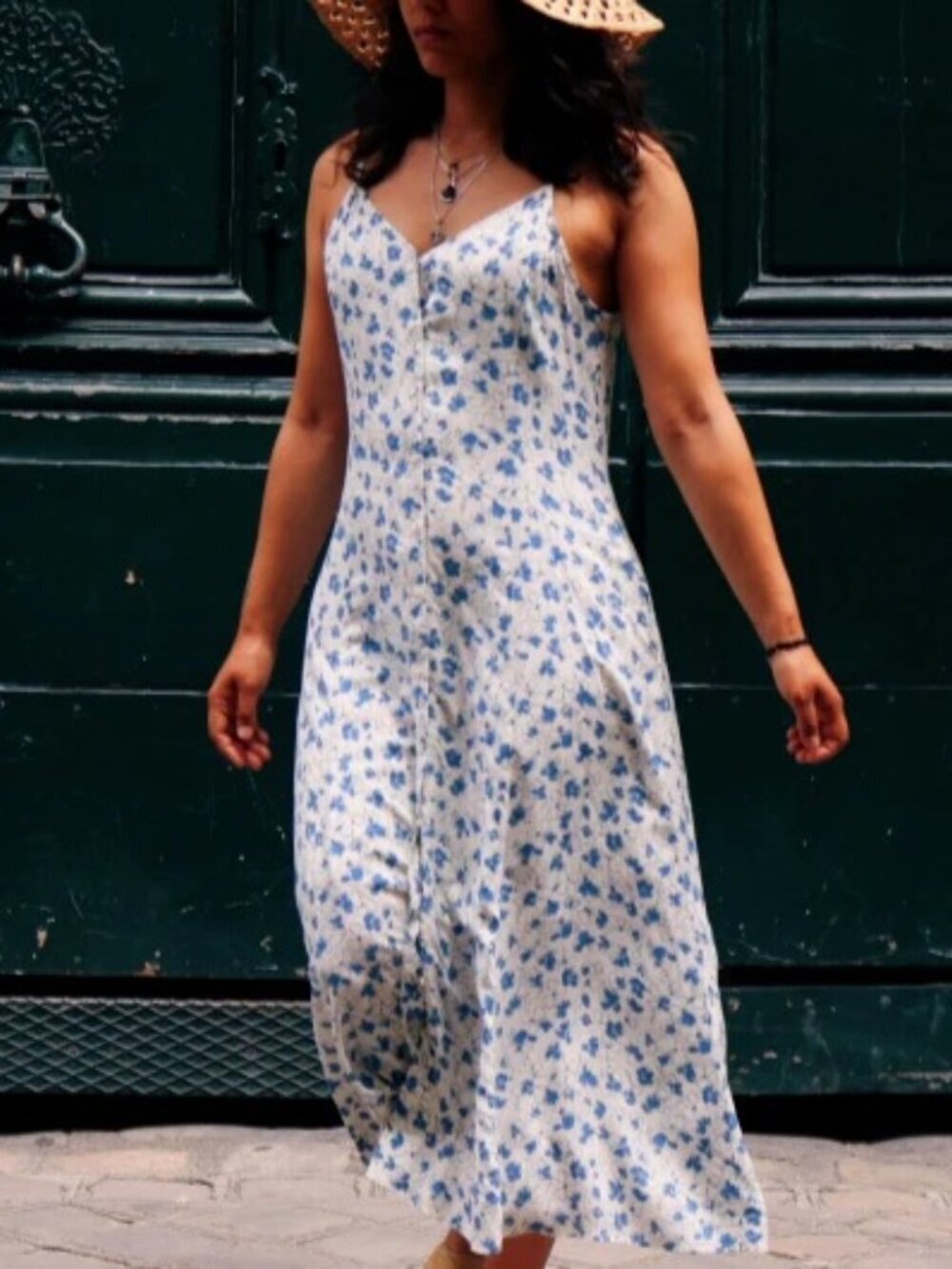 Uniqlo Women Button Down Dress Blue Floral Spaghetti Strap White & Blue Size L